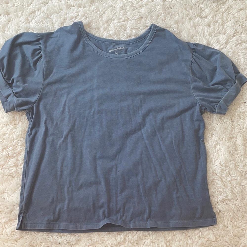 Universal threads top